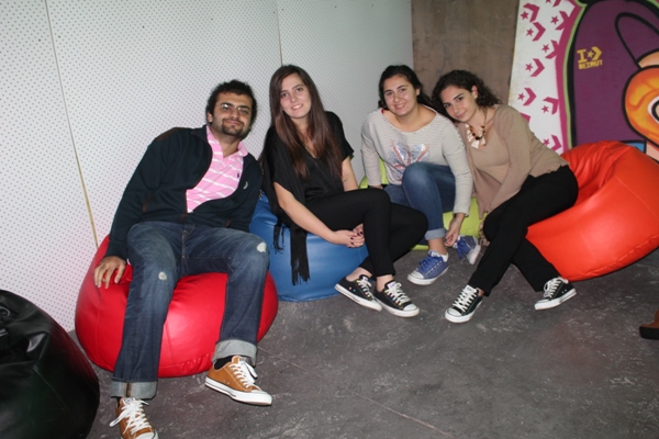 Online Collaborative Party